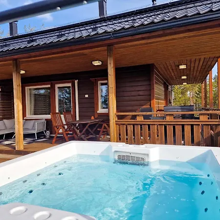 Kaepylinna A&b - 18 Hloe, Both Sides, Himos Laensihuippu *