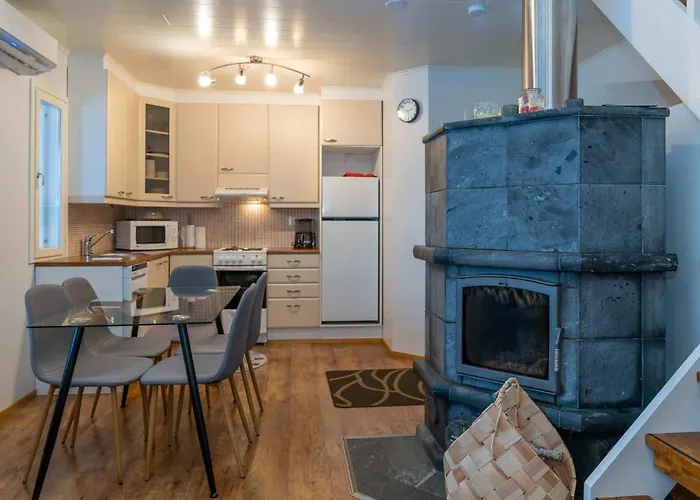 Kaepylinna A&b - 18 Hloe, Both Sides, Himos Laensihuippu * Jämsä