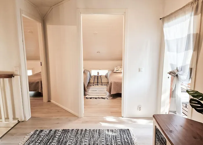 Kaepylinna A&b - 18 Hloe, Both Sides, Himos Laensihuippu * Jämsä